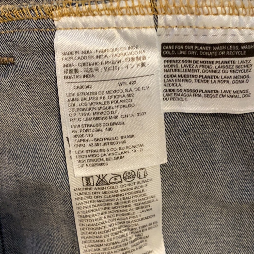 Levi’s Jacket - Picture 6 of 12